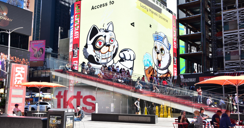 Lucky Maneki Community Reveals New Line of NFT Collectibles on Times Square Billboard